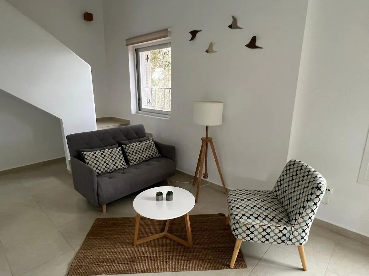 Апартаменты Seafront Loft - Akti Elia Никити